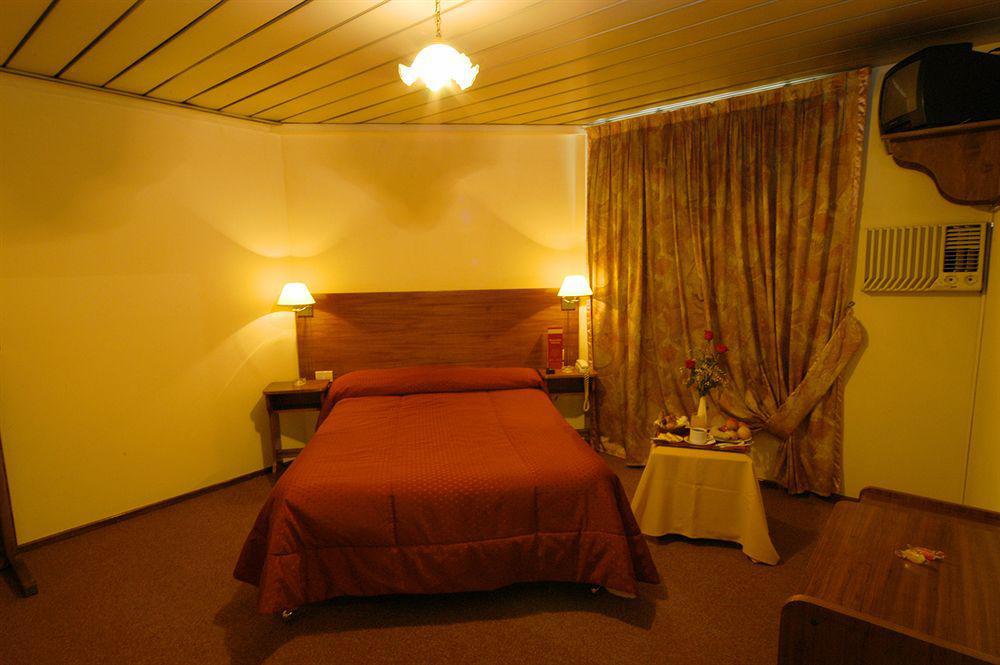 Hotel Carollo Мендоса Экстерьер фото